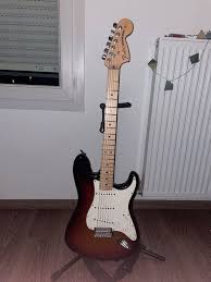 guitare fender stratocaster a vendre