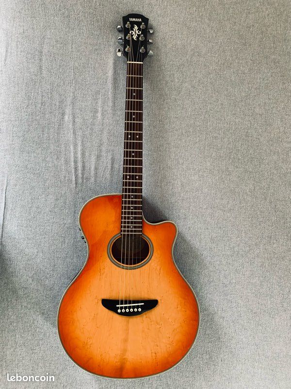 guitare yamaha acoustique