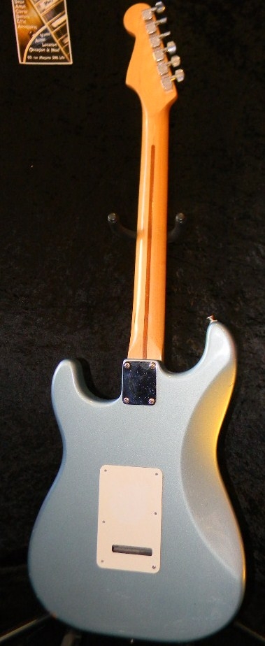 fender stratocaster mexicaine