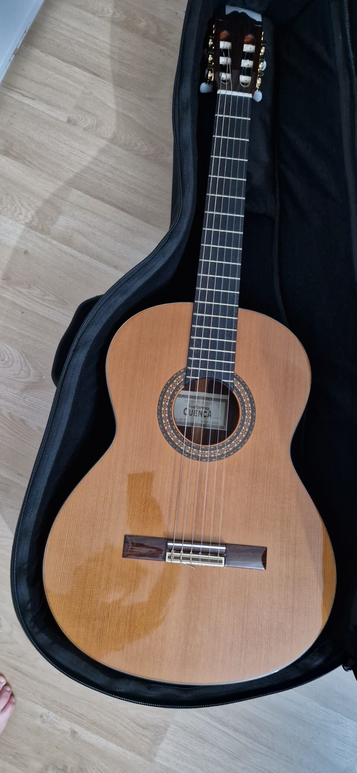 guitare cuenca